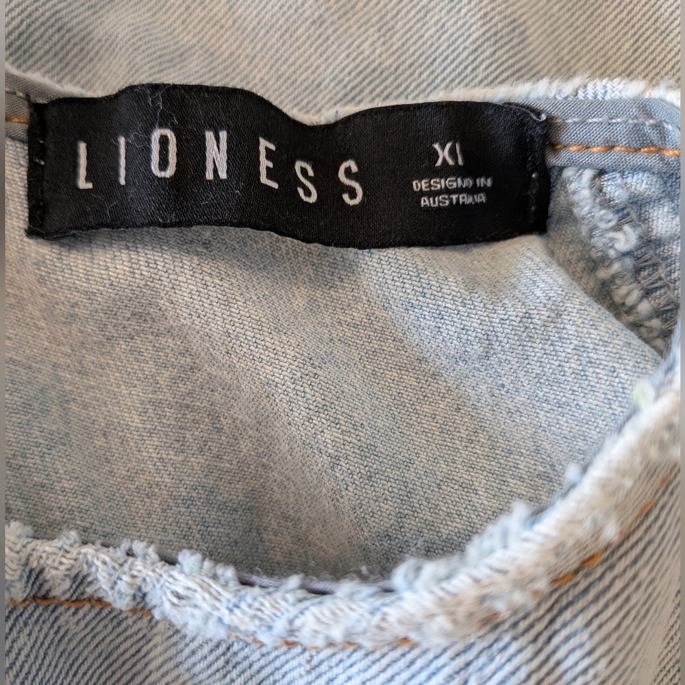 Lioness Sculpted Denim Mini Dress Light Denim Distressed Buckle Edgy Size XL - Picture 12 of 14